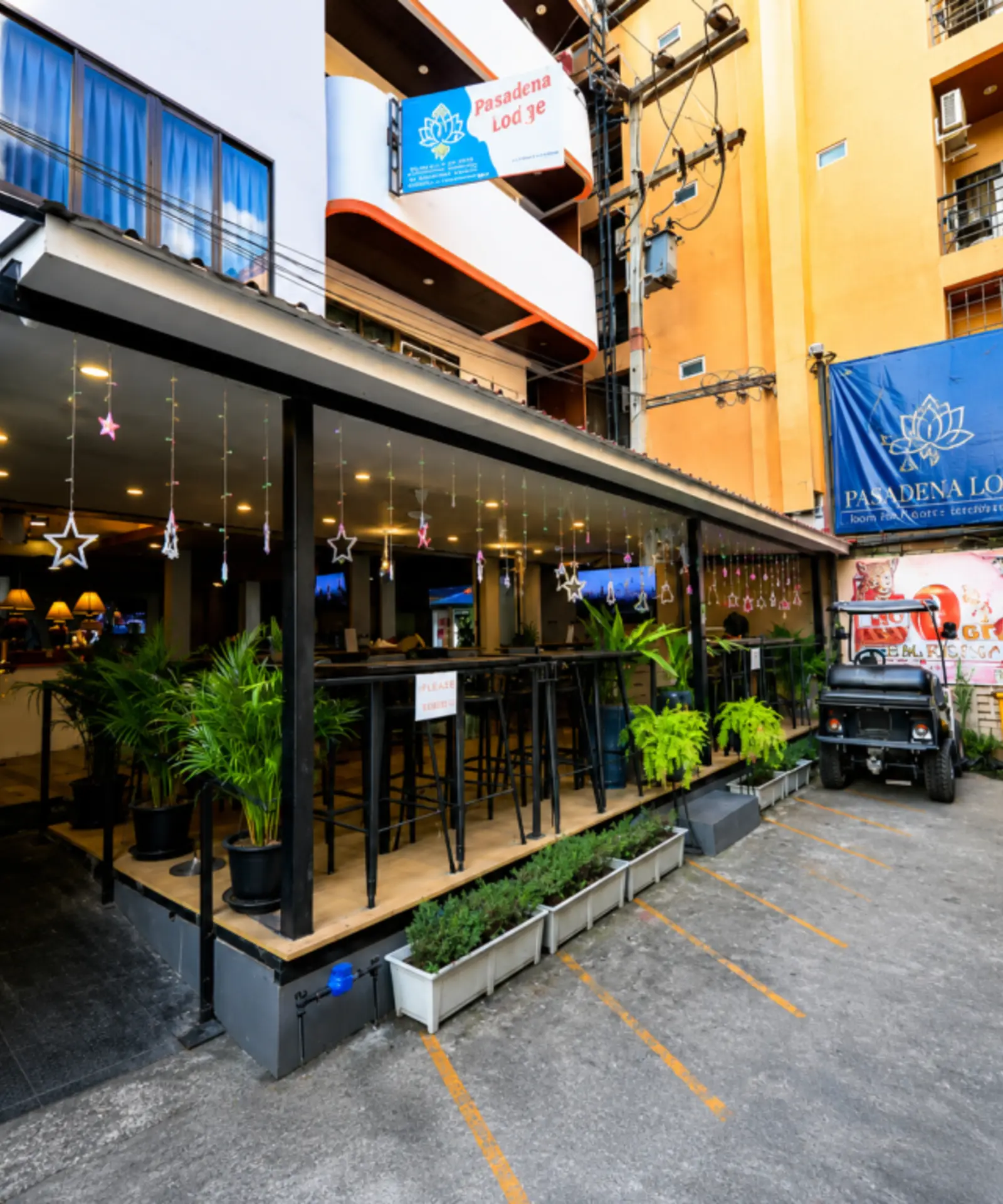 Pasadena Lodge Pattaya Review